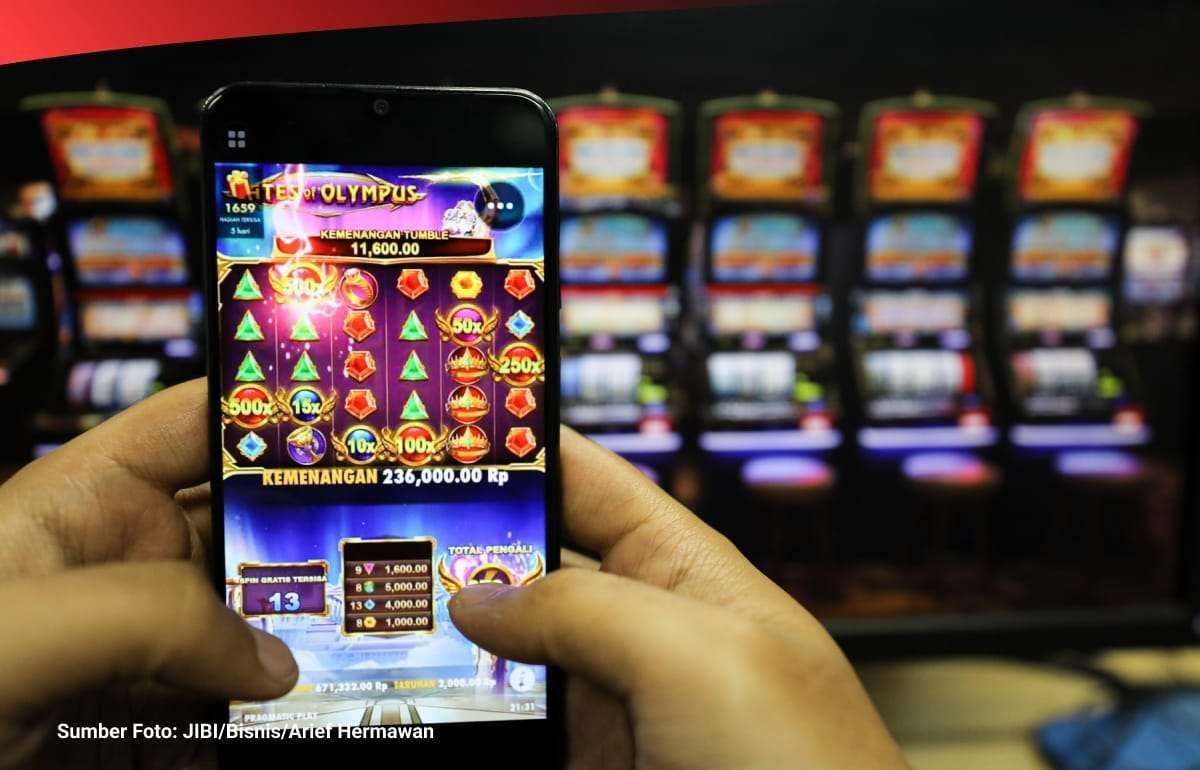 Slot online adalah permainan judi yang menggunakan mesin virtual untuk menghasilkan kombinasi simbol secara acak. Permainan ini